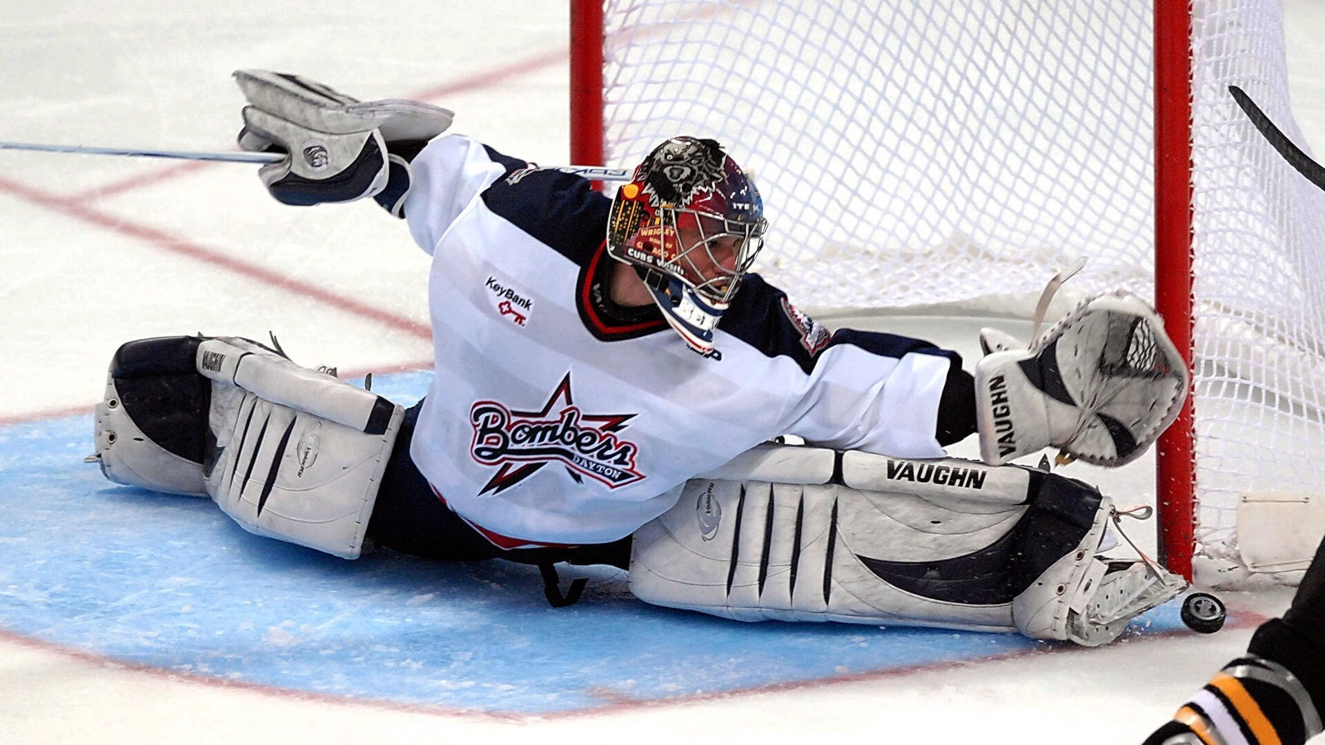 中国高尔夫球员许赢夺得女子中巡个人第三冠,许亚军高尔夫